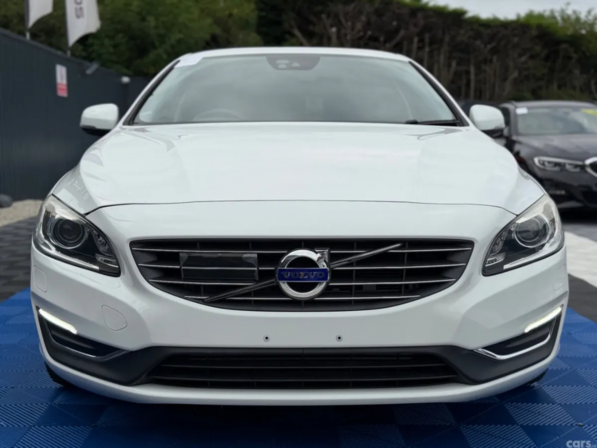 Volvo S60 Saloon, Diesel, 2018, White