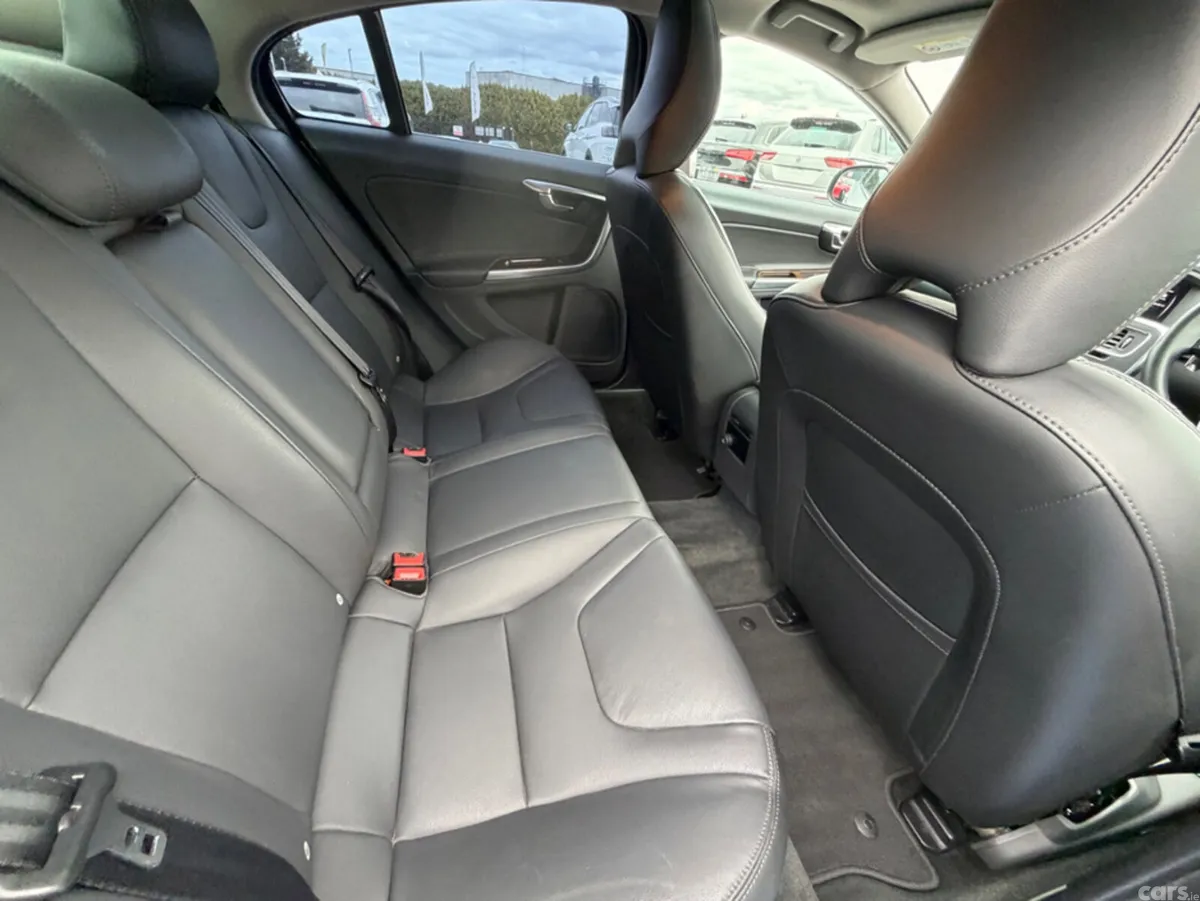 Volvo S60 Saloon, Diesel, 2018, White