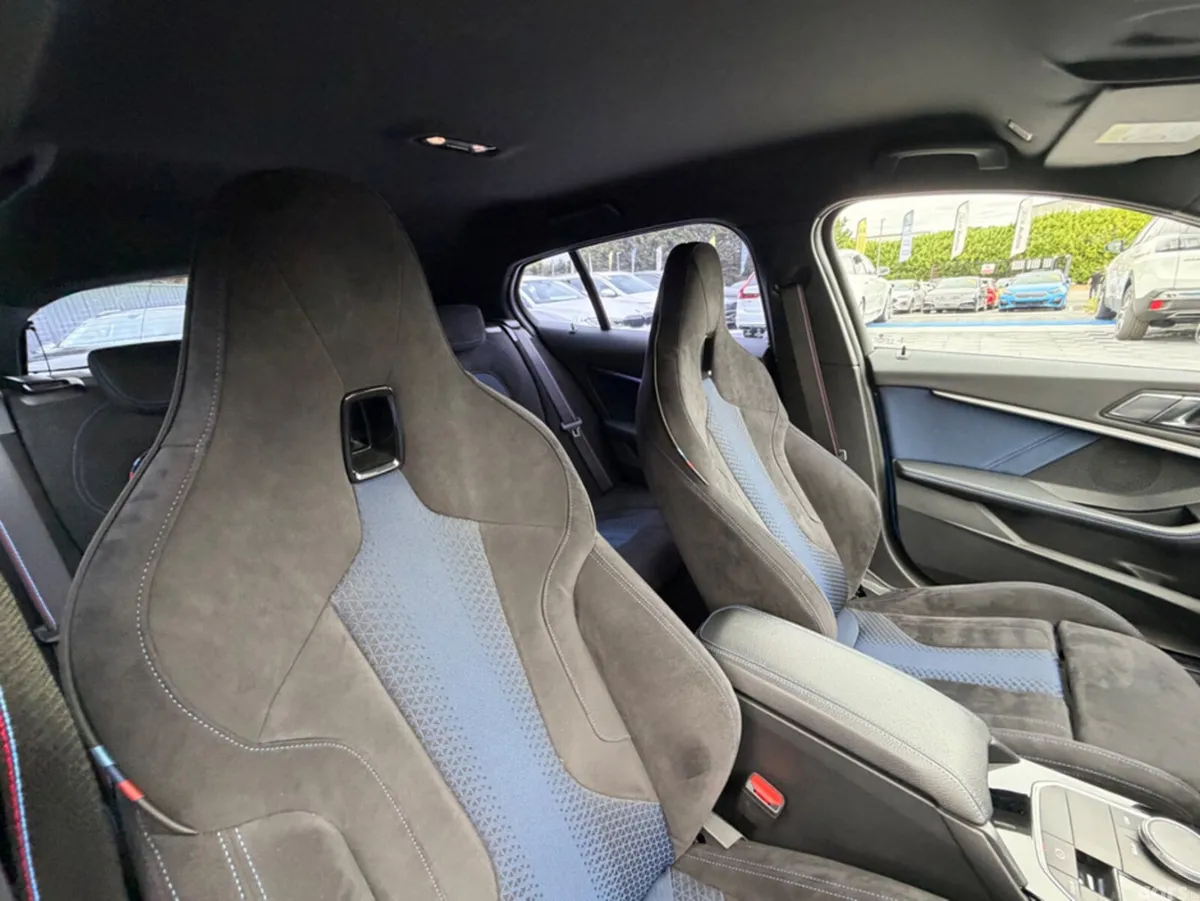 BMW 1-Series Hatchback, Petrol, 2020, Blue