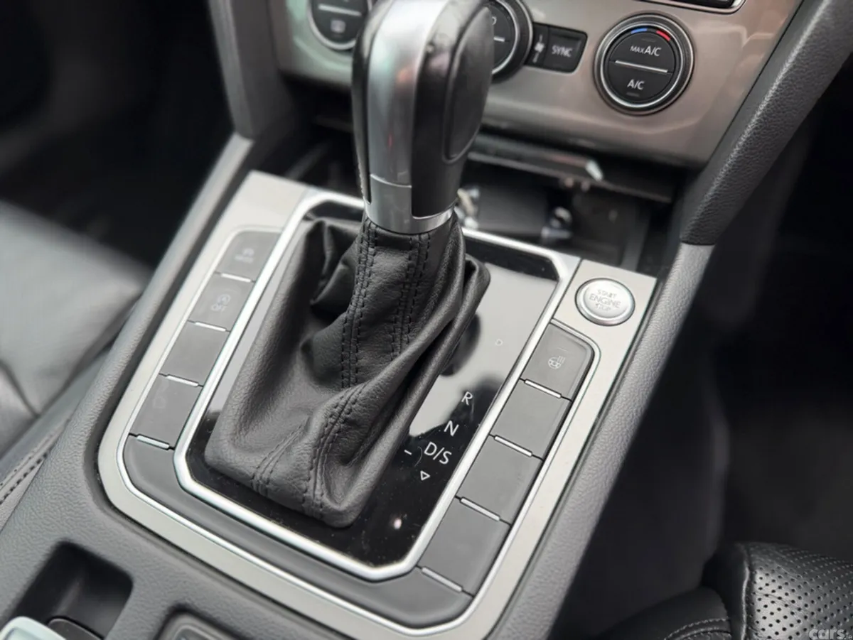 Volkswagen Passat Estate, Diesel, 2019, Black