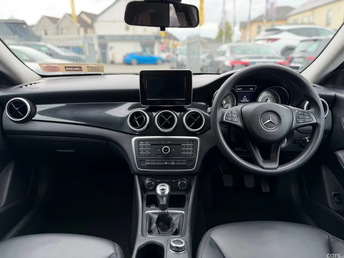 Mercedes-Benz CLA Saloon, Diesel, 2015, Silver