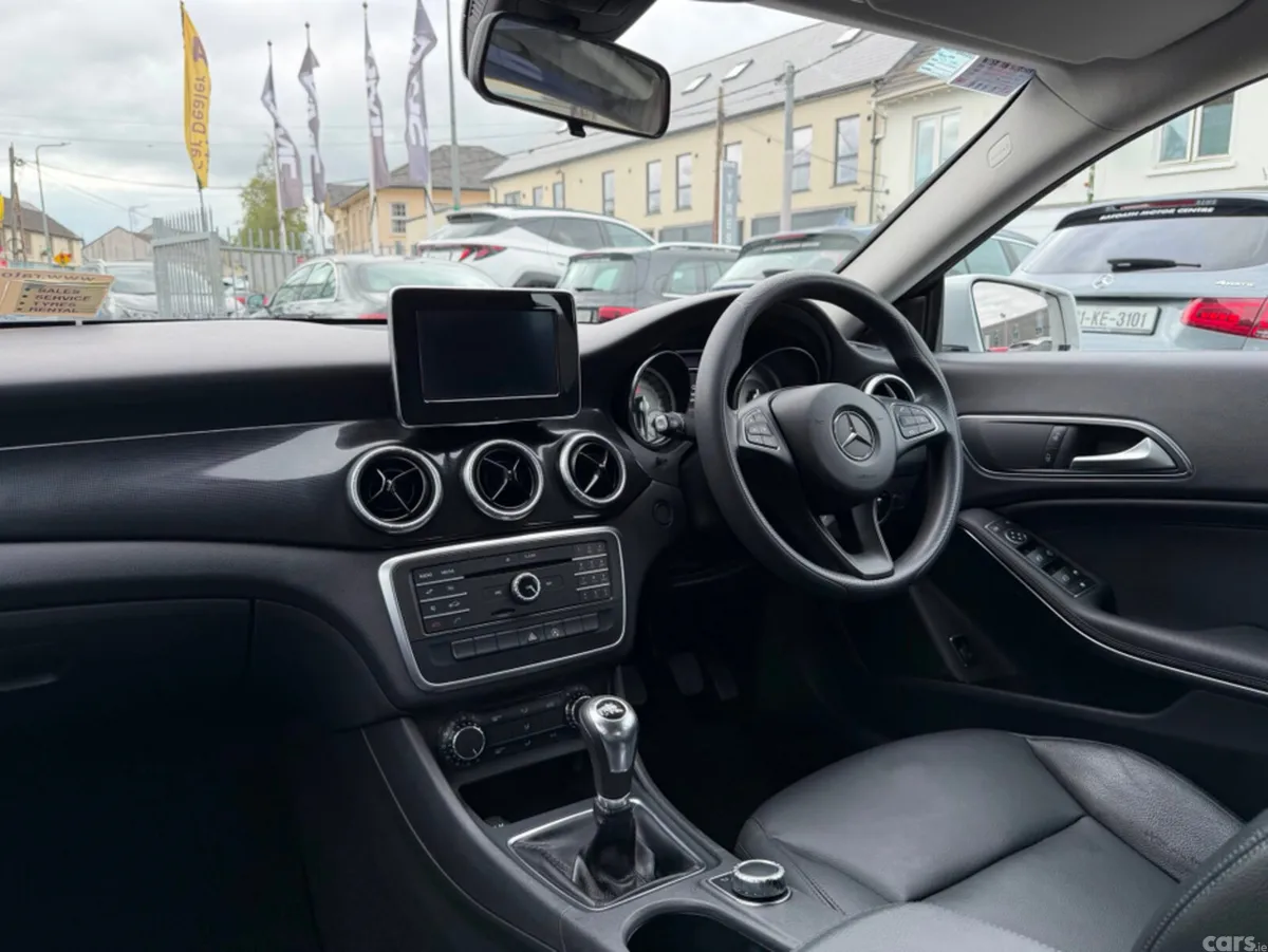 Mercedes-Benz CLA Saloon, Diesel, 2015, Silver