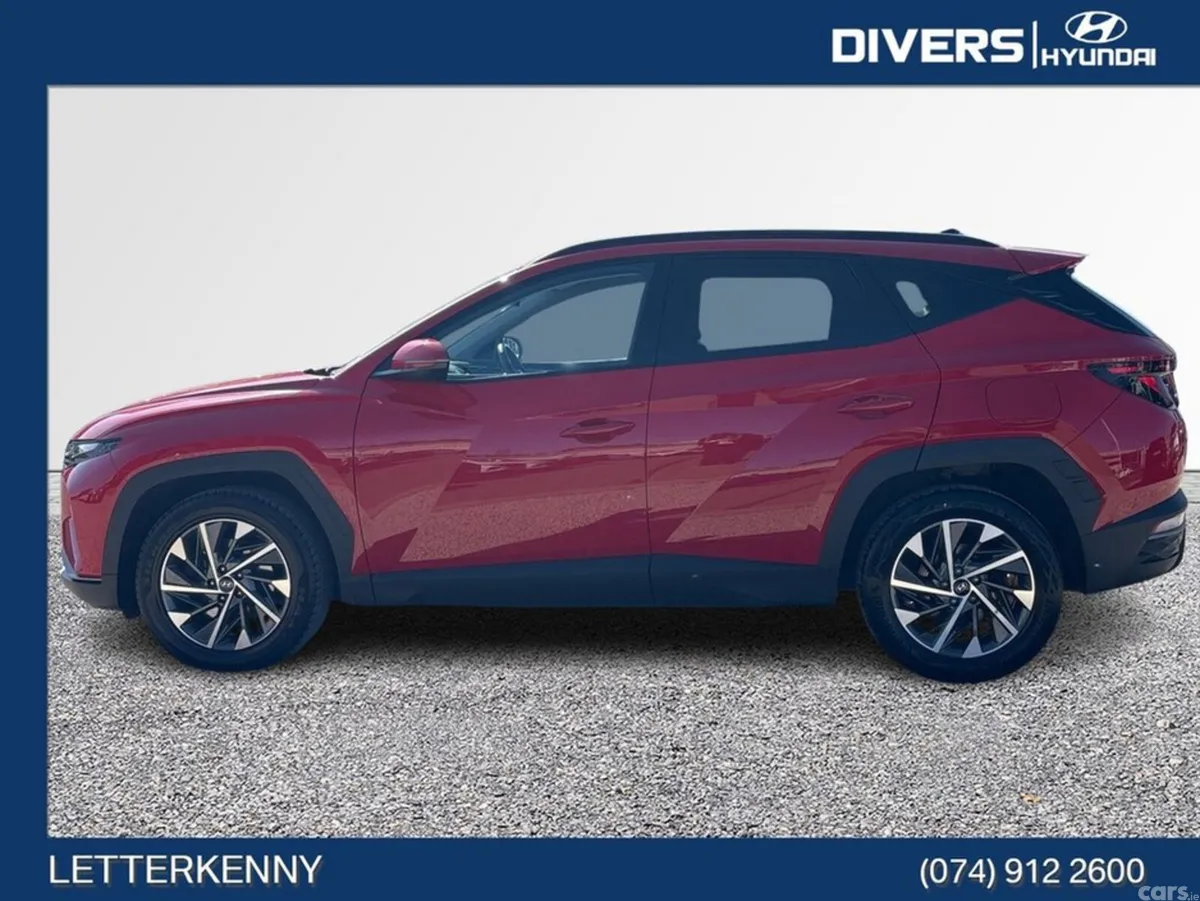Hyundai Tucson MPV, Diesel, 2022, Red