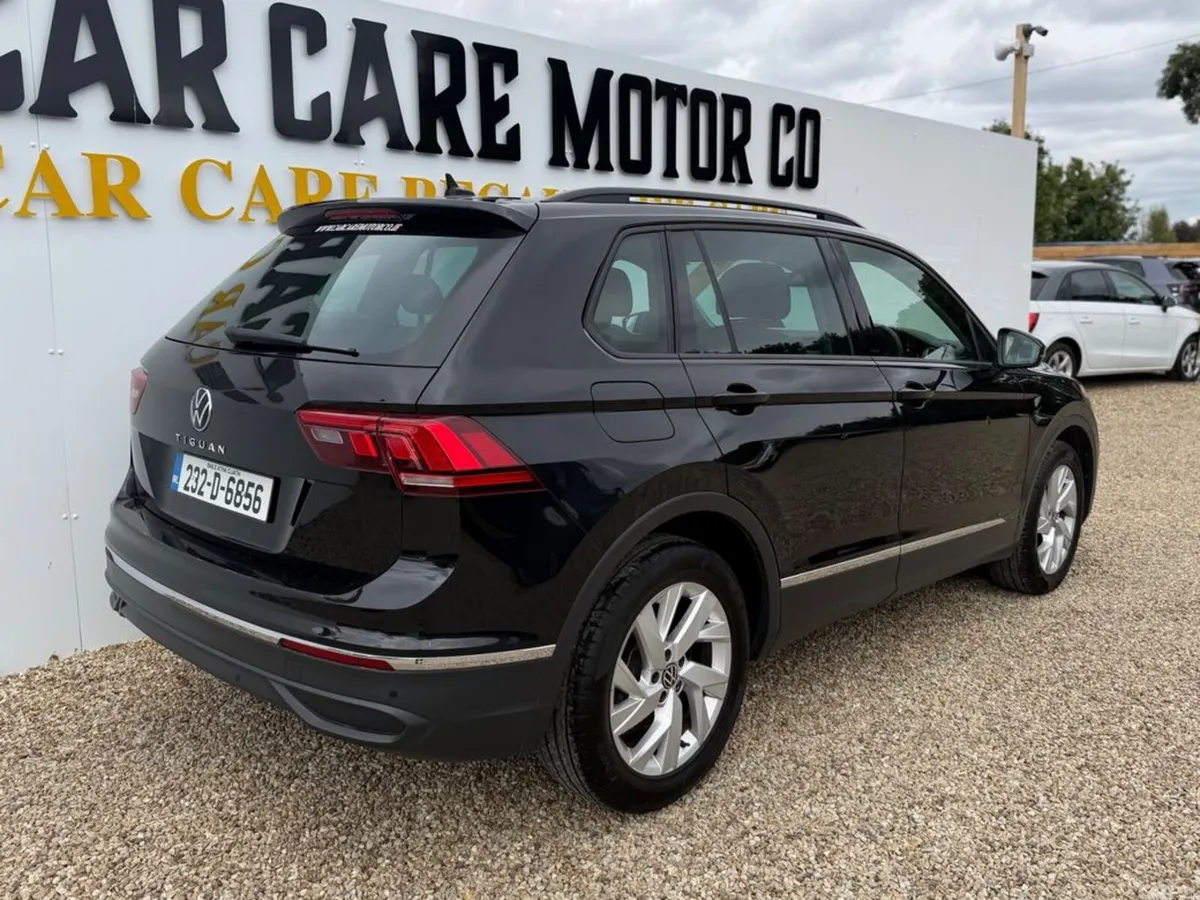 Volkswagen Tiguan SUV, Diesel, 2023, Black