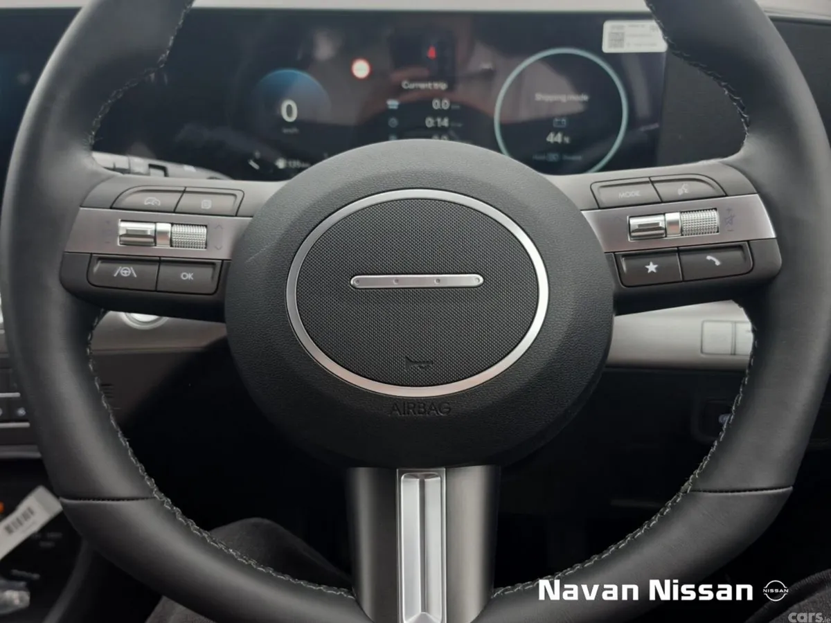 Hyundai KONA MPV, Petrol, 2026, White