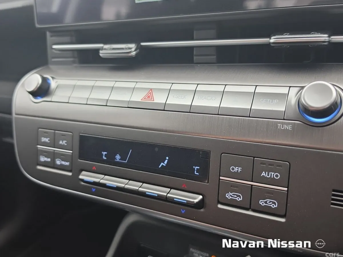 Hyundai KONA MPV, Petrol, 2026, White