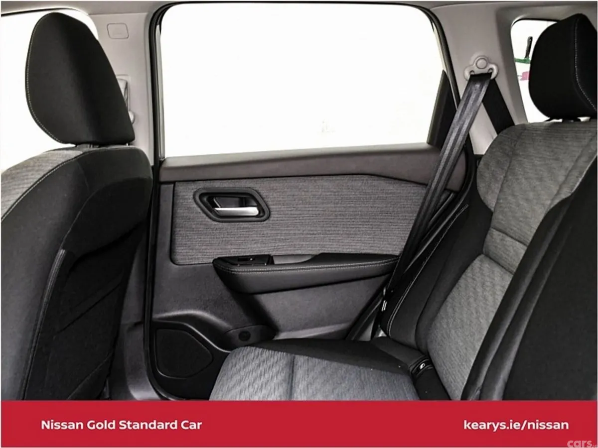Nissan X-Trail SUV, Petrol Hybrid, 2024, Gold