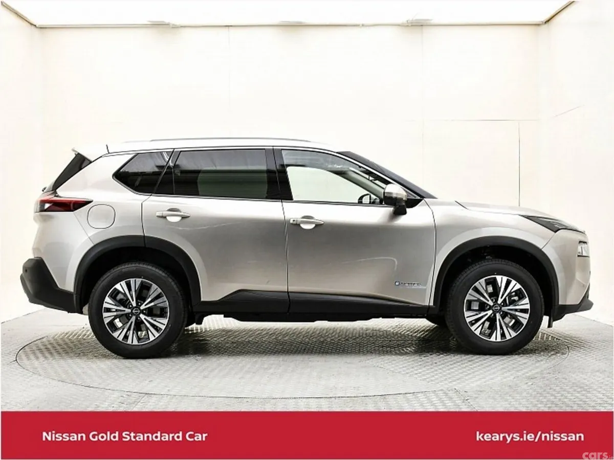 Nissan X-Trail SUV, Petrol Hybrid, 2024, Gold