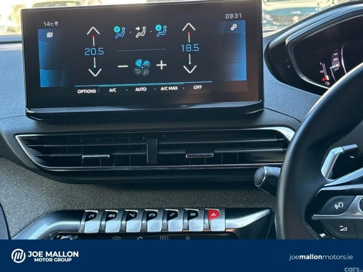 Peugeot 5008 MPV, Diesel, 2024, Black