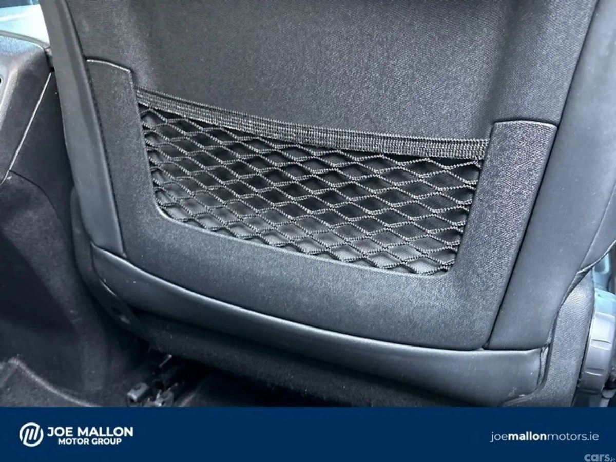 Peugeot 5008 MPV, Diesel, 2024, Black