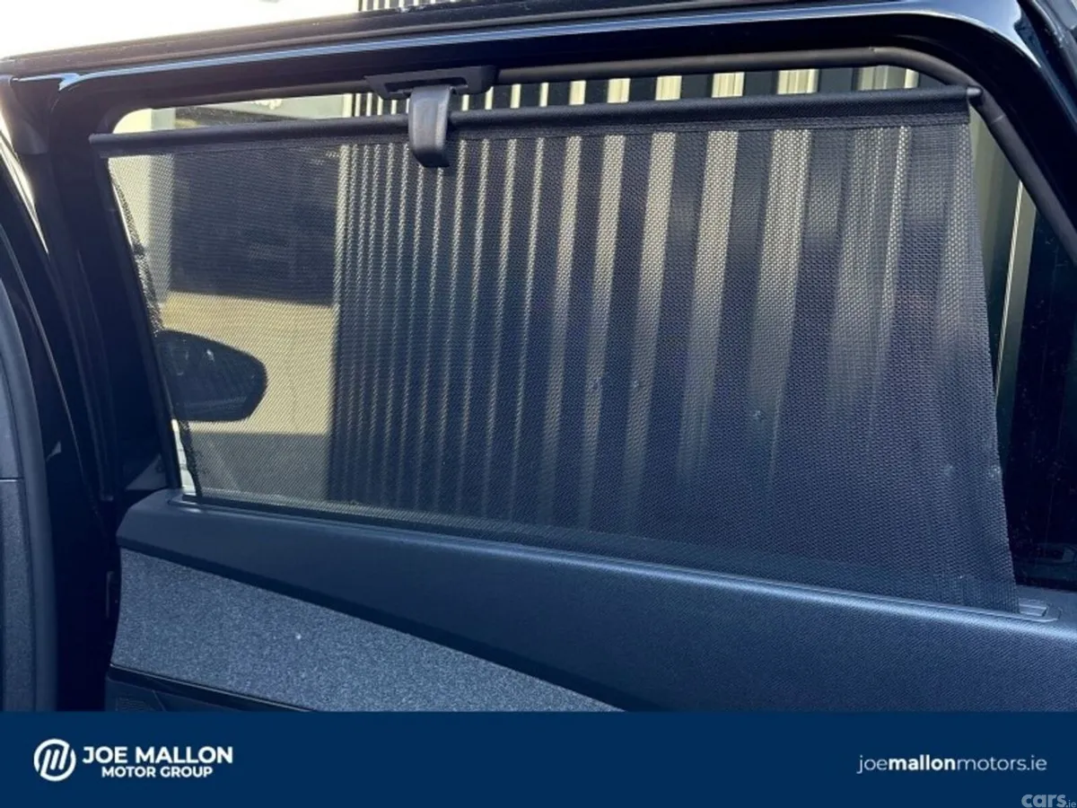 Peugeot 5008 MPV, Diesel, 2024, Black