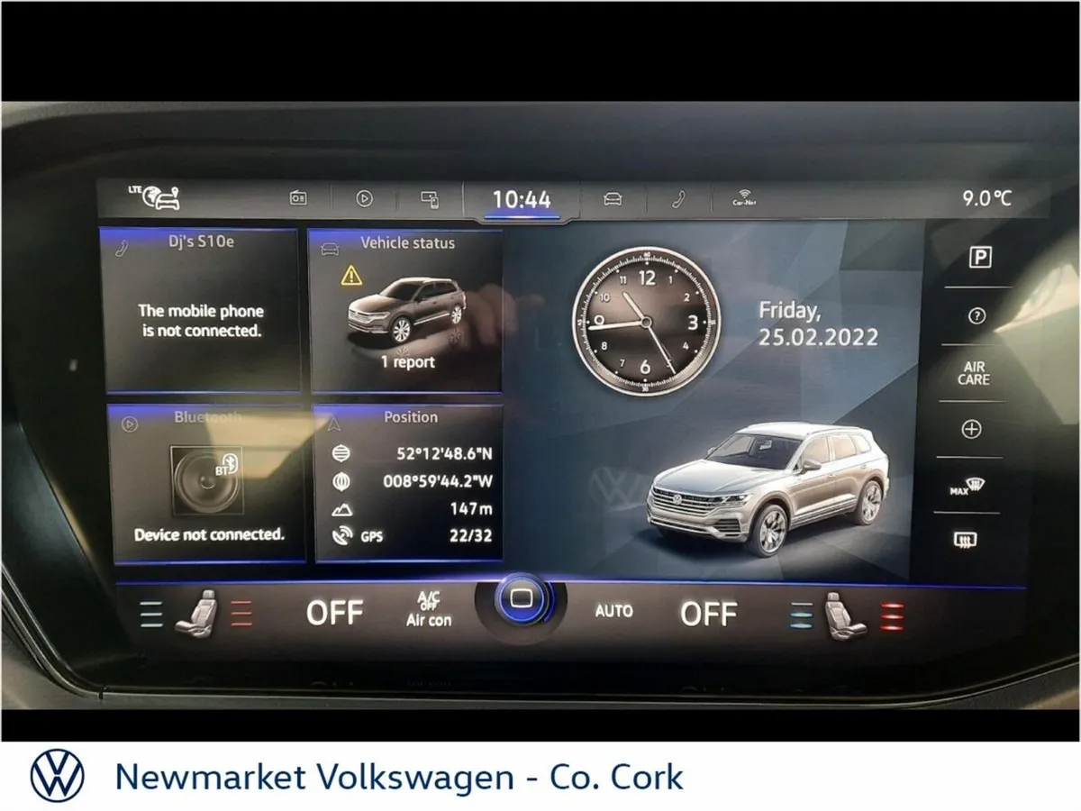 Volkswagen Touareg SUV, Petrol Plug-in Hybrid, 2021, Blue