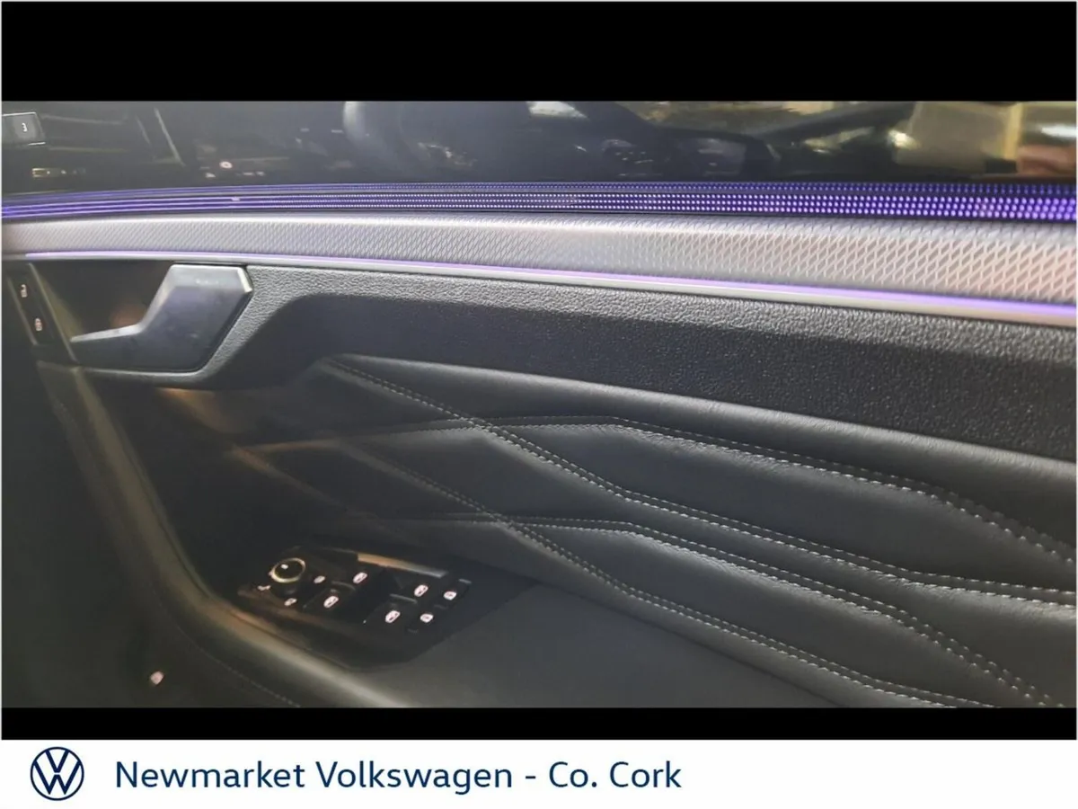Volkswagen Touareg SUV, Petrol Plug-in Hybrid, 2021, Blue