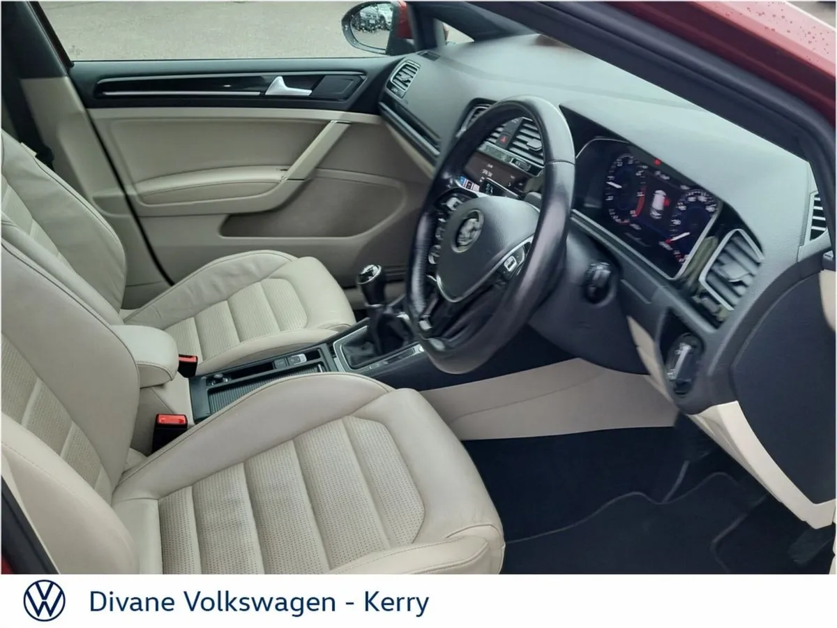 Volkswagen Golf Hatchback, Diesel, 2020, Red
