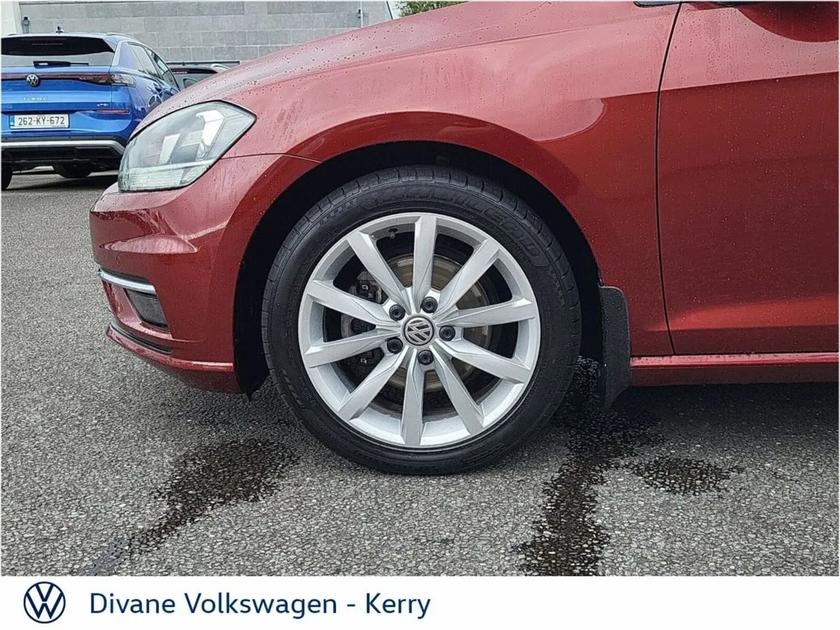 Volkswagen Golf Hatchback, Diesel, 2020, Red