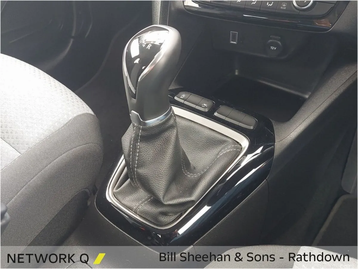 Opel Corsa Hatchback, Petrol, 2025, Blue
