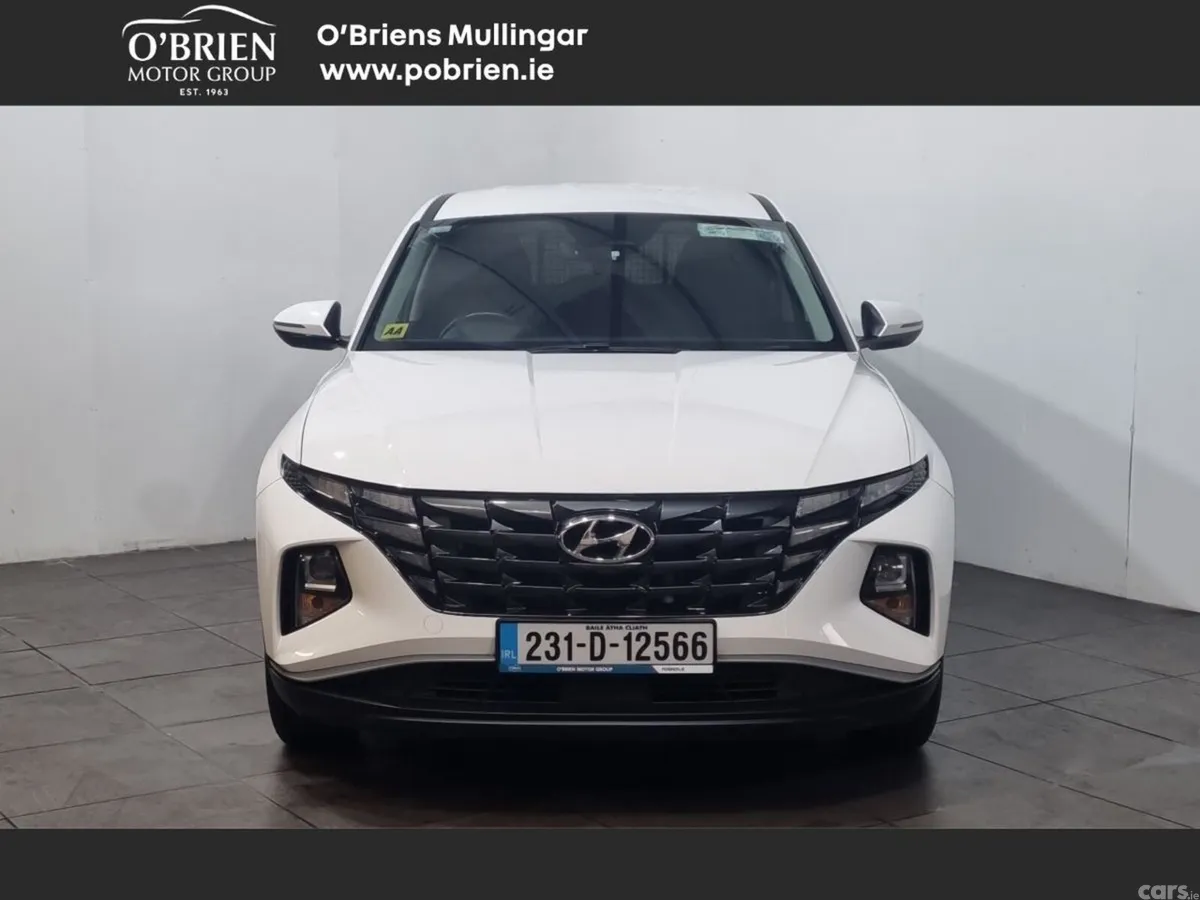 Hyundai Tucson SUV, Diesel, 2023, White