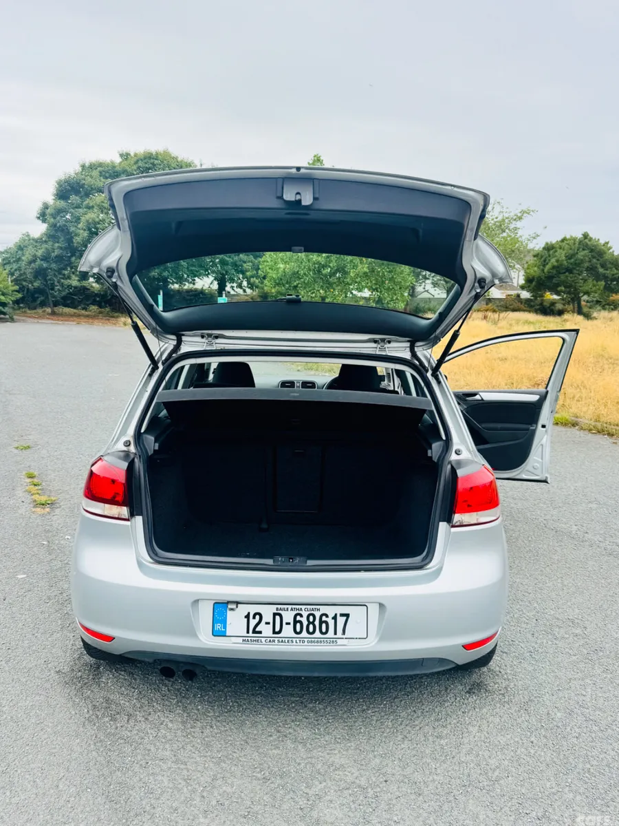 Volkswagen Golf Hatchback, Petrol, 2012, Silver