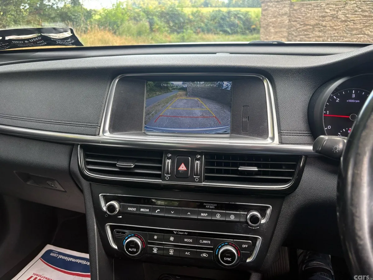 Kia Optima Saloon, Diesel, 2016, Silver