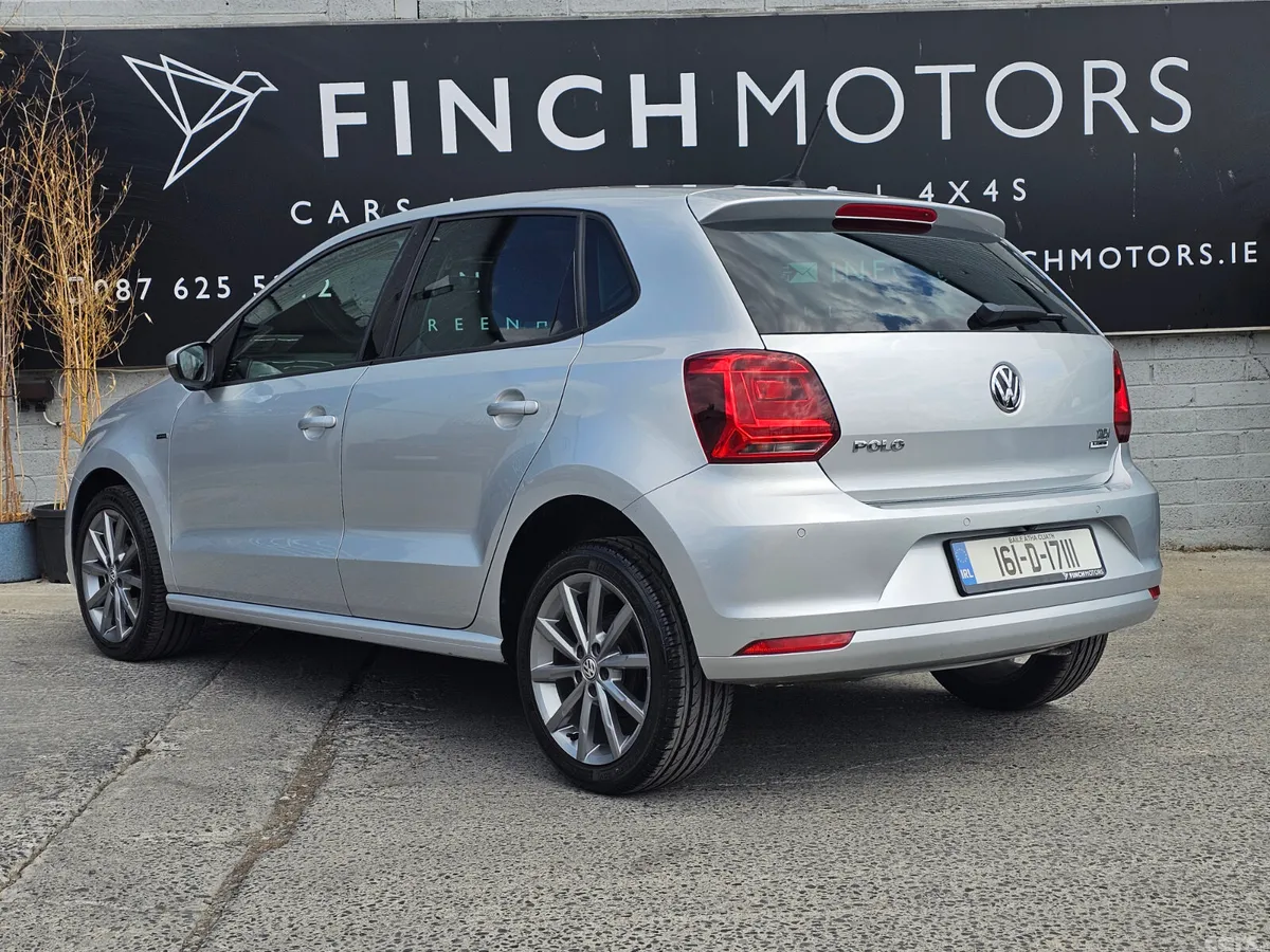 Volkswagen Polo Hatchback, Diesel, 2016, Silver