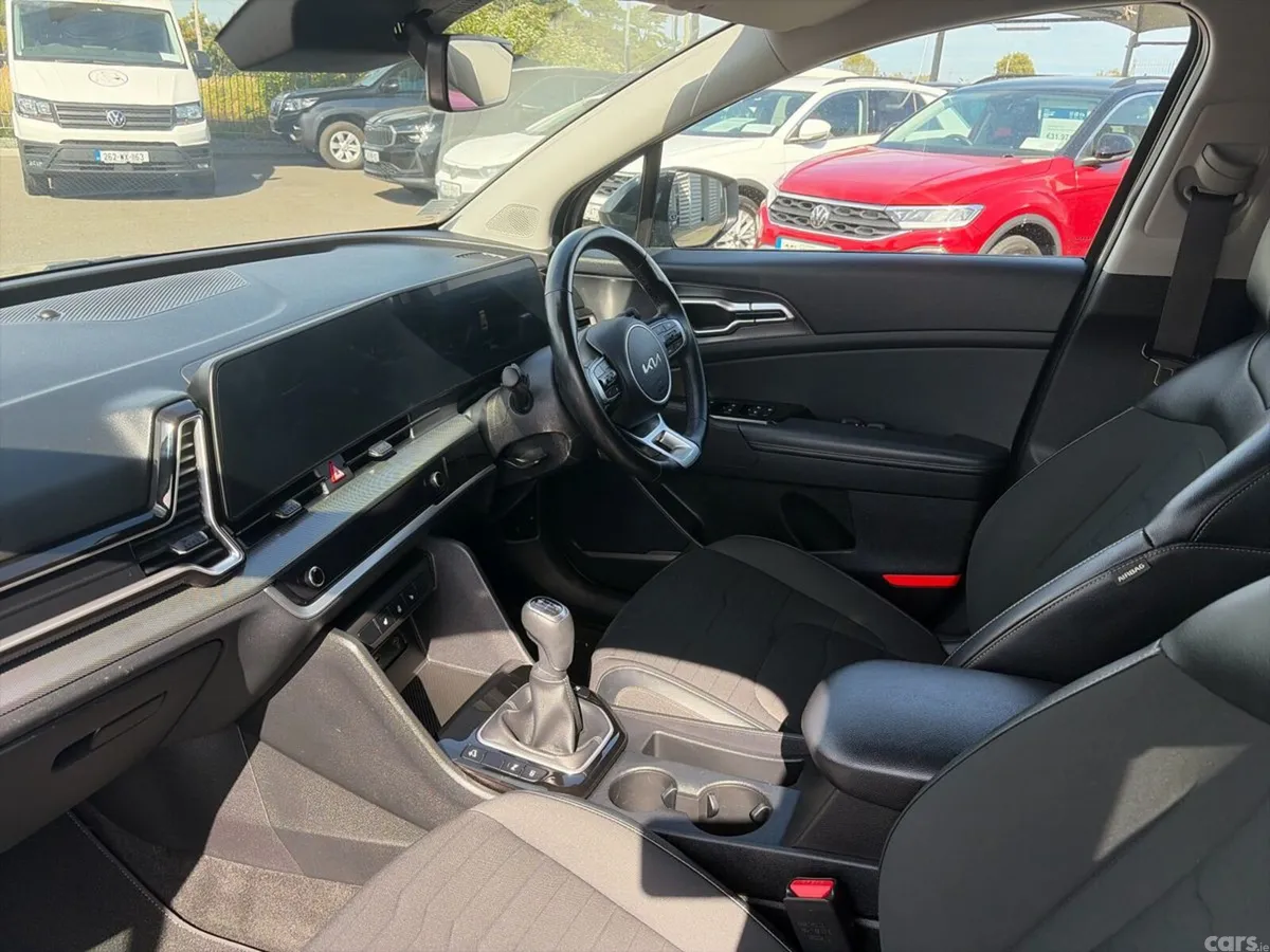 Kia Sportage SUV, Diesel Hybrid, 2023, Grey