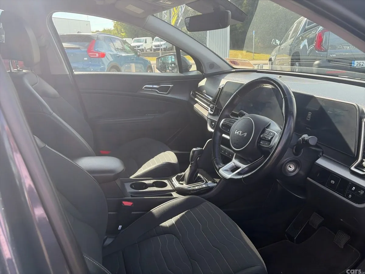 Kia Sportage SUV, Diesel Hybrid, 2023, Grey