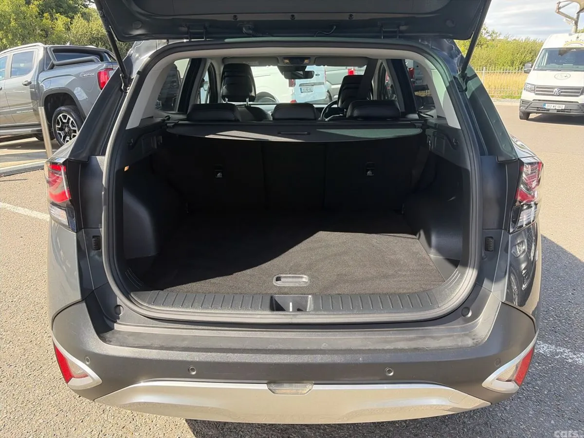 Kia Sportage SUV, Diesel Hybrid, 2023, Grey