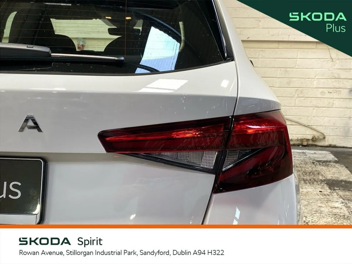 Skoda Fabia Hatchback, Petrol, 2026, White