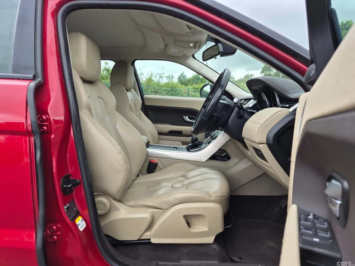Land Rover Range Rover Evoque SUV, Diesel, 2015, Red