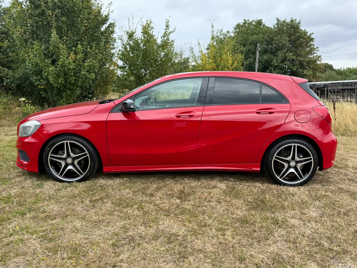 Mercedes-Benz A-Class Hatchback, Petrol, 2013, Red