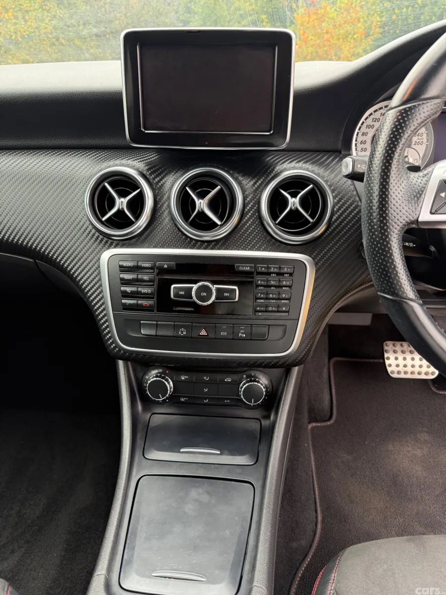 Mercedes-Benz A-Class Hatchback, Petrol, 2013, Red