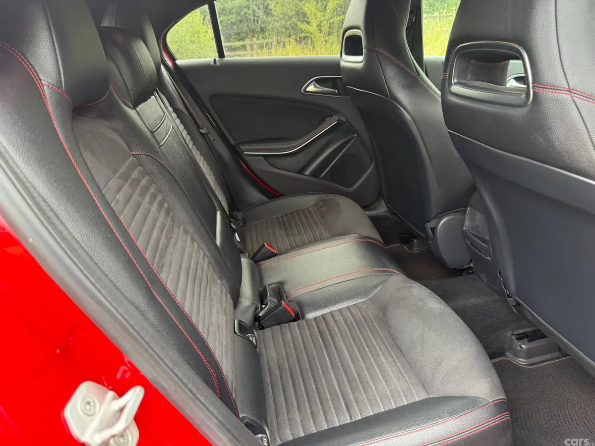 Mercedes-Benz A-Class Hatchback, Petrol, 2013, Red