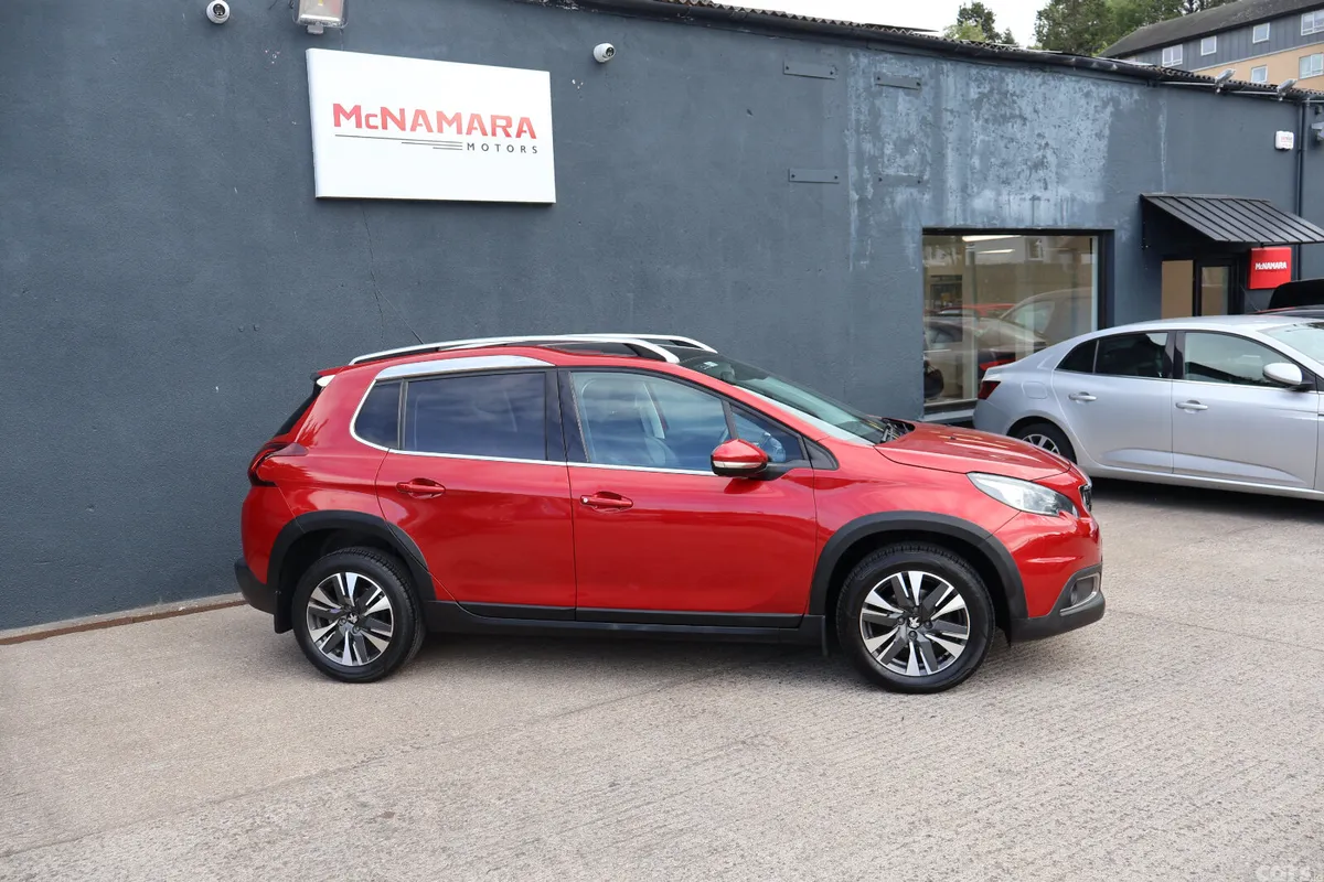 Peugeot 2008 Estate, Diesel, 2017, Red