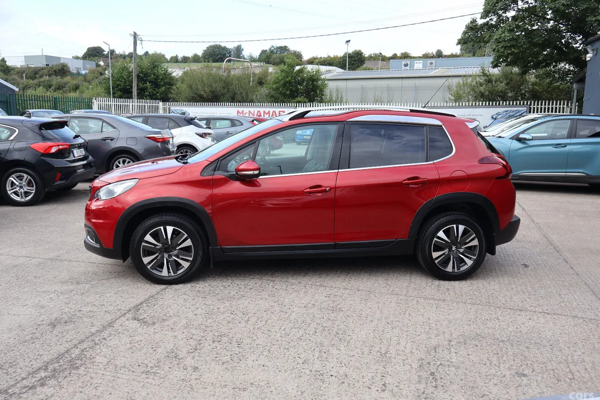 Peugeot 2008 Estate, Diesel, 2017, Red