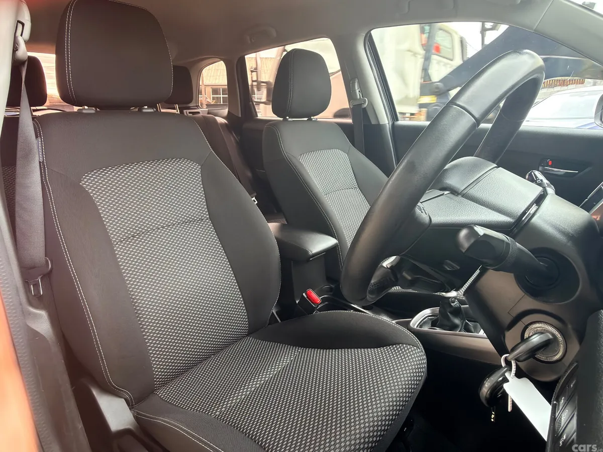 Suzuki Vitara SUV, Petrol, 2020, Black