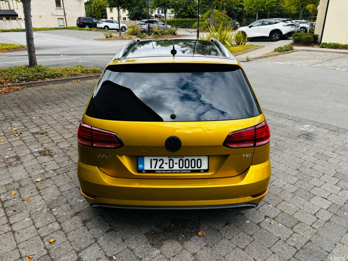 Volkswagen Golf Estate, Petrol, 2017, Gold