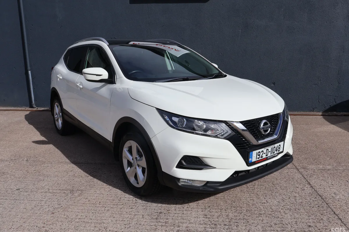 Nissan Qashqai MPV, Diesel, 2019, White