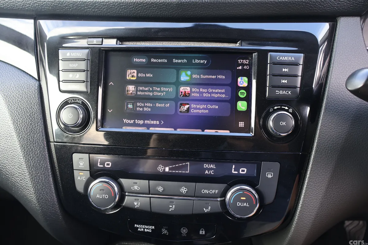 Nissan Qashqai MPV, Diesel, 2019, White