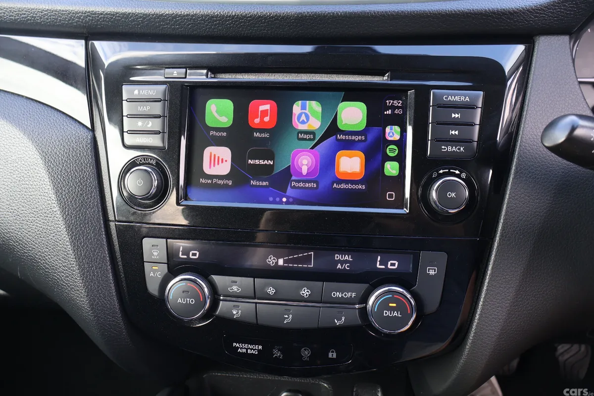 Nissan Qashqai MPV, Diesel, 2019, White
