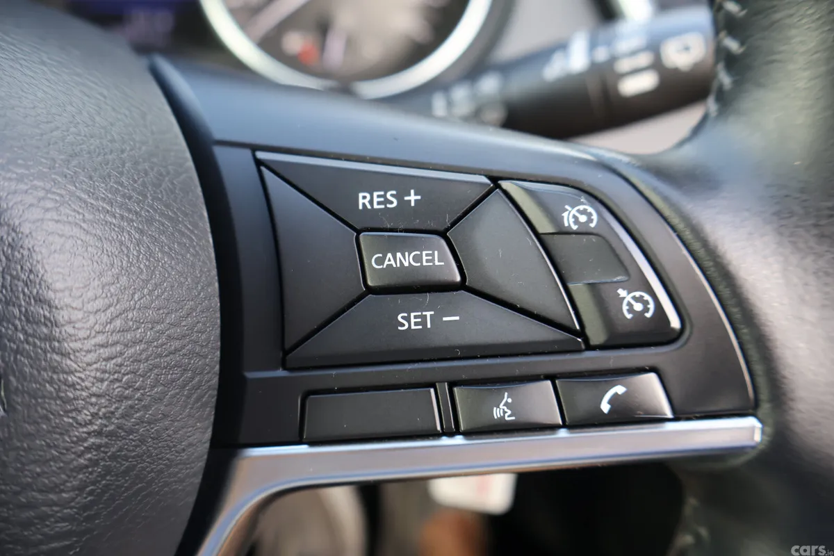 Nissan Qashqai MPV, Diesel, 2019, White