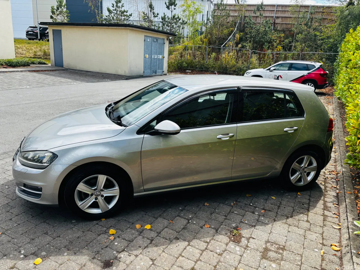 Volkswagen Golf Hatchback, Petrol, 2015, Silver