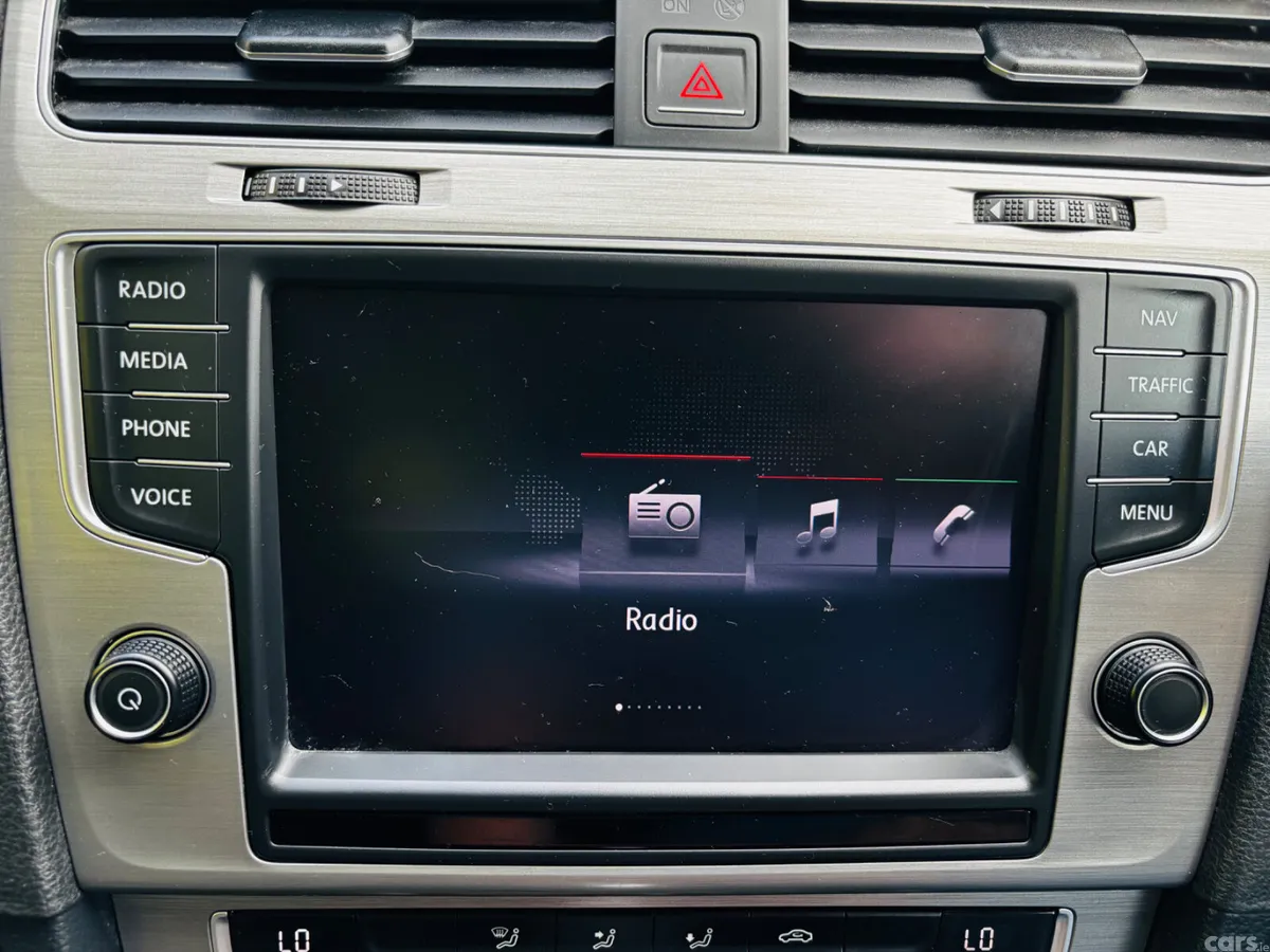 Volkswagen Golf Hatchback, Petrol, 2015, Silver