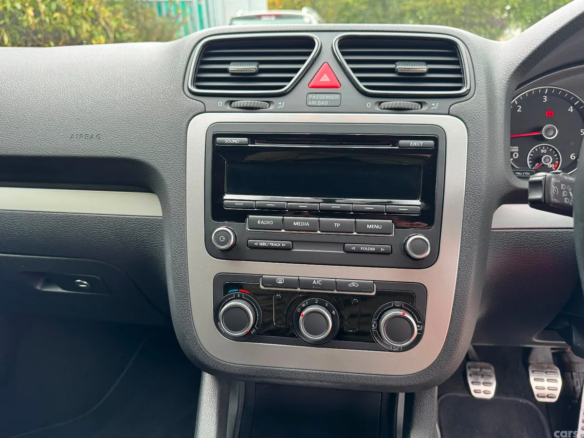 Volkswagen Scirocco Hatchback, Diesel, 2014, Blue