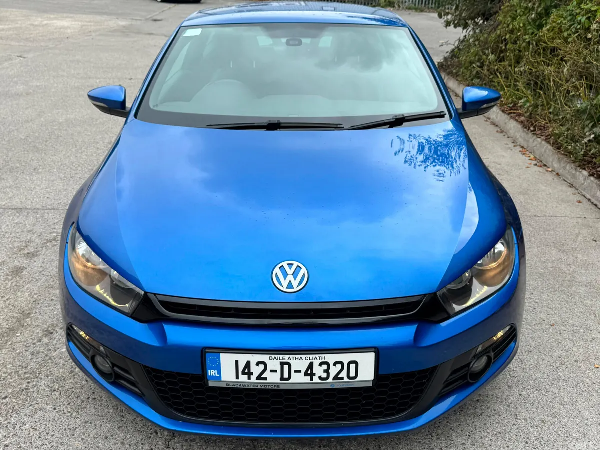 Volkswagen Scirocco Hatchback, Diesel, 2014, Blue
