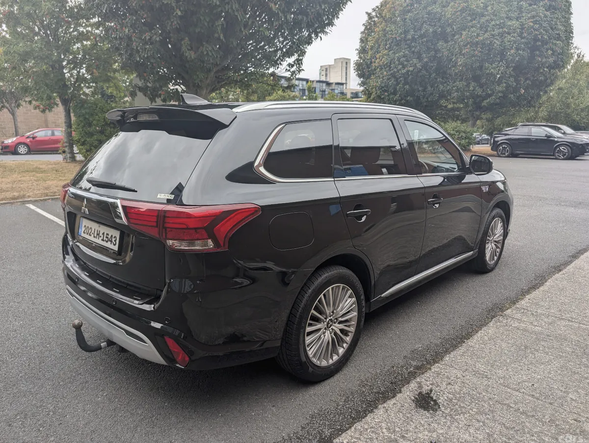 Mitsubishi Outlander SUV, Petrol Plug-in Hybrid, 2020, Black
