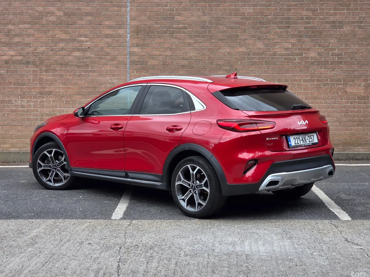 Kia XCeed Hatchback, Petrol Plug-in Hybrid, 2022, Red