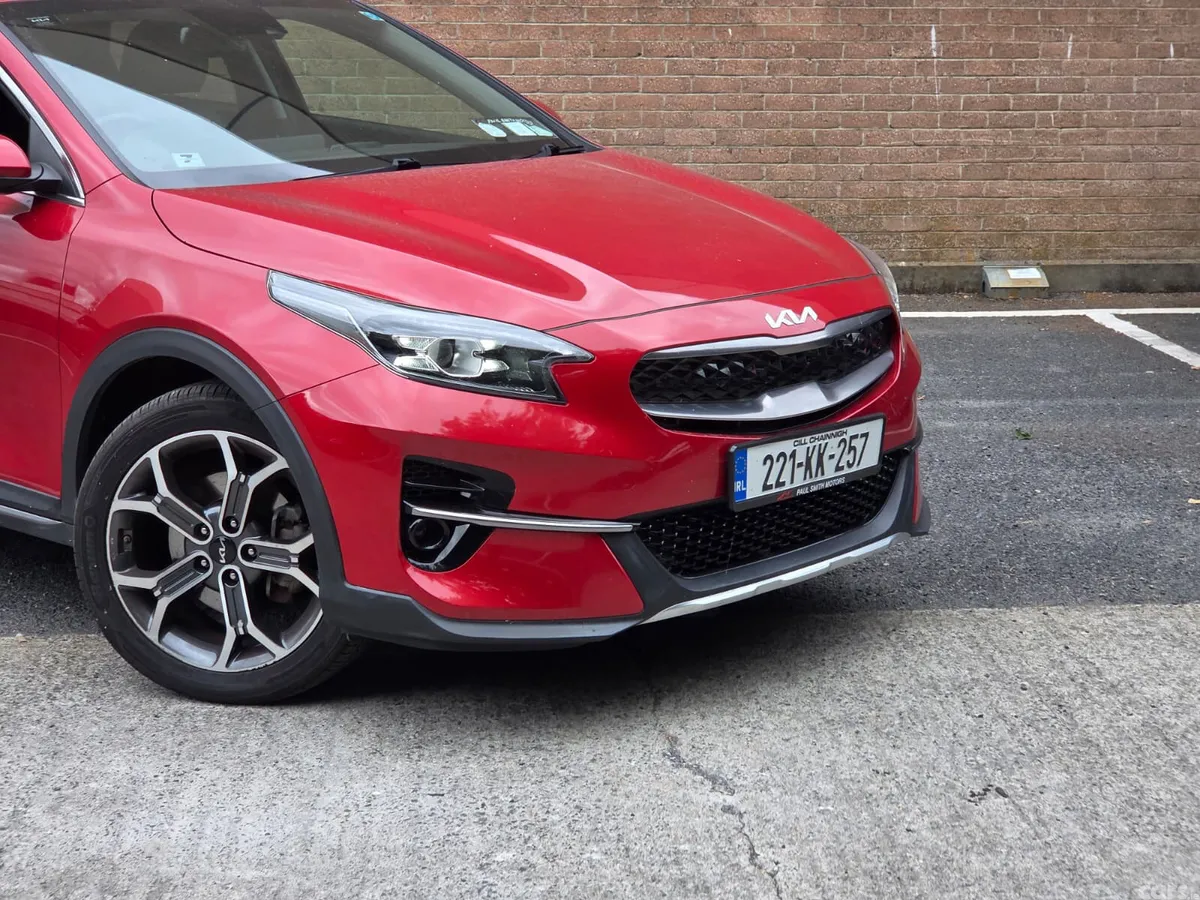 Kia XCeed Hatchback, Petrol Plug-in Hybrid, 2022, Red