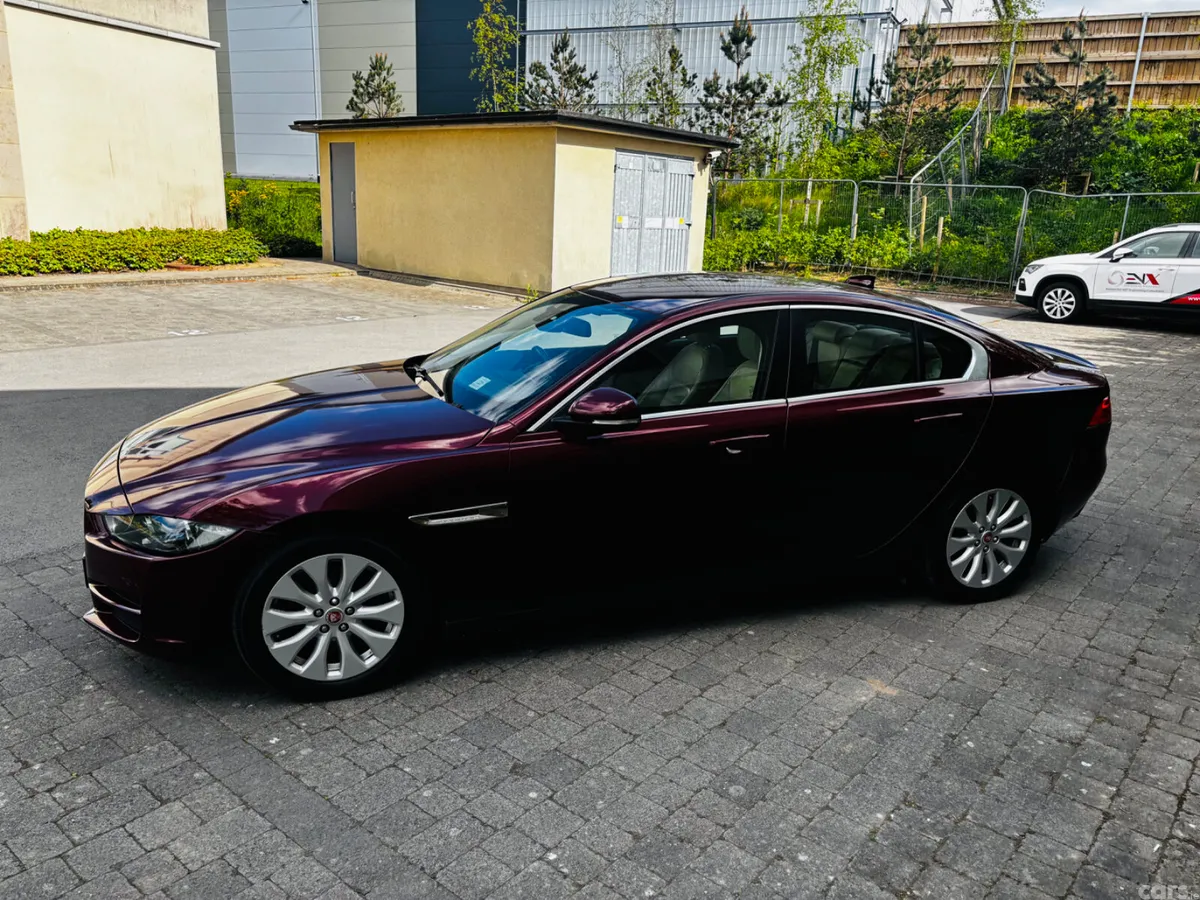 Jaguar XE Saloon, Diesel, 2017, Red