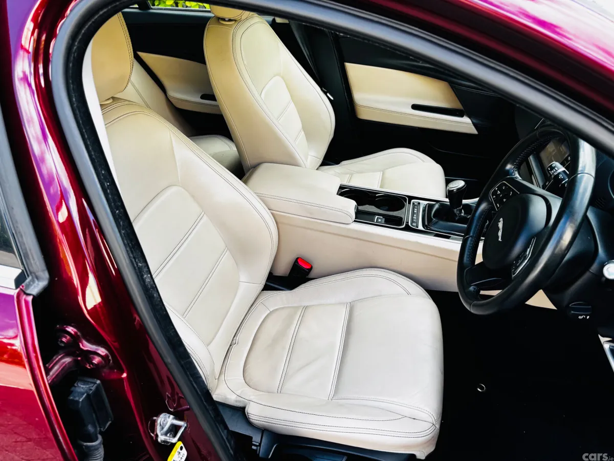 Jaguar XE Saloon, Diesel, 2017, Red