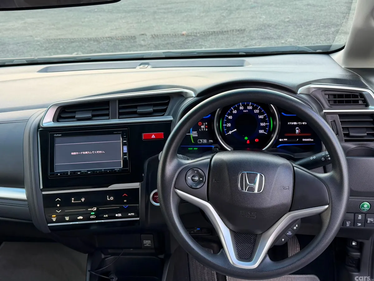 Honda Fit Hatchback, Petrol Hybrid, 2017, Silver